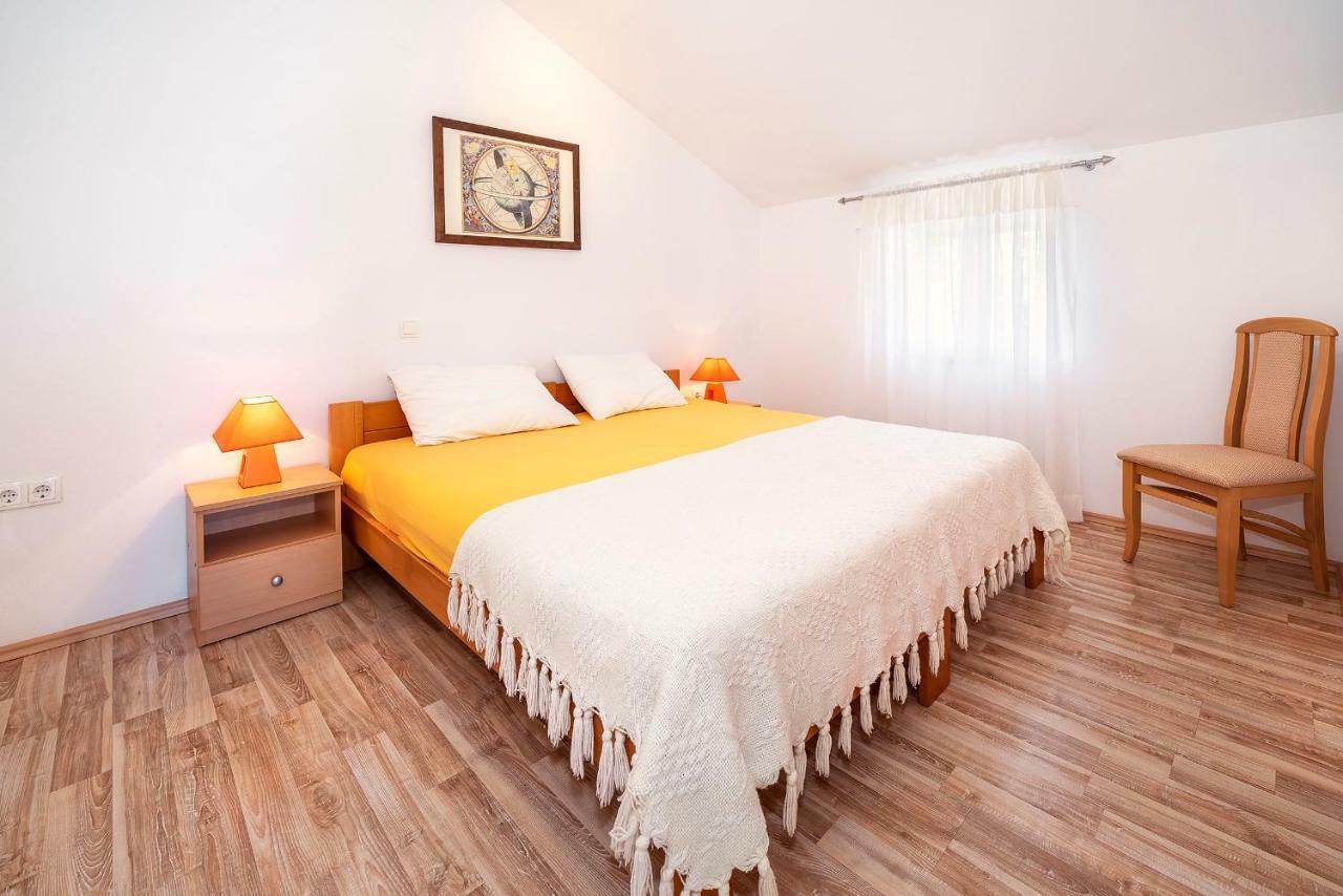 Apartments Dumica Malinska Εξωτερικό φωτογραφία